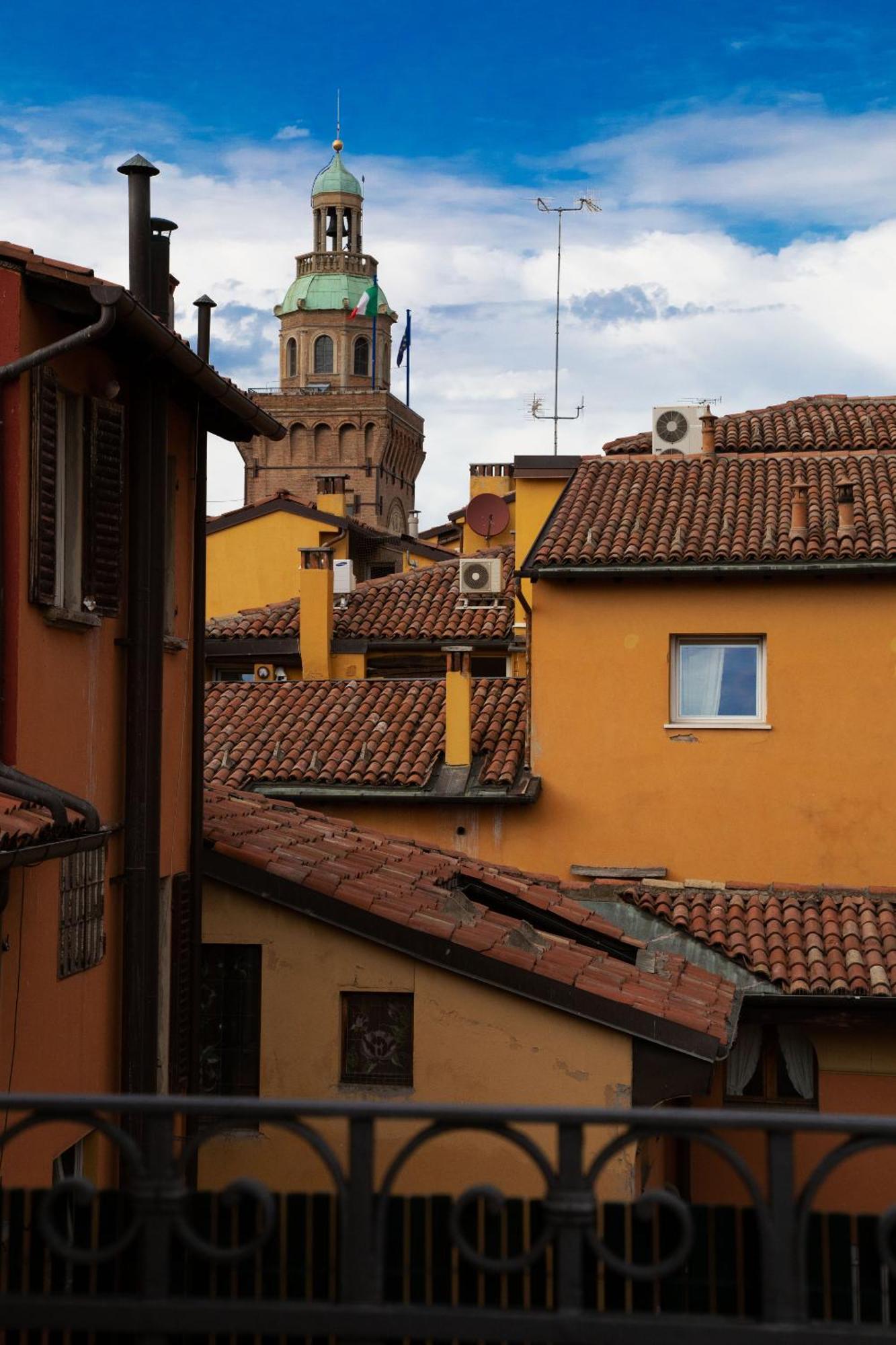Bologna Rooftop - Twa Bagian luar foto